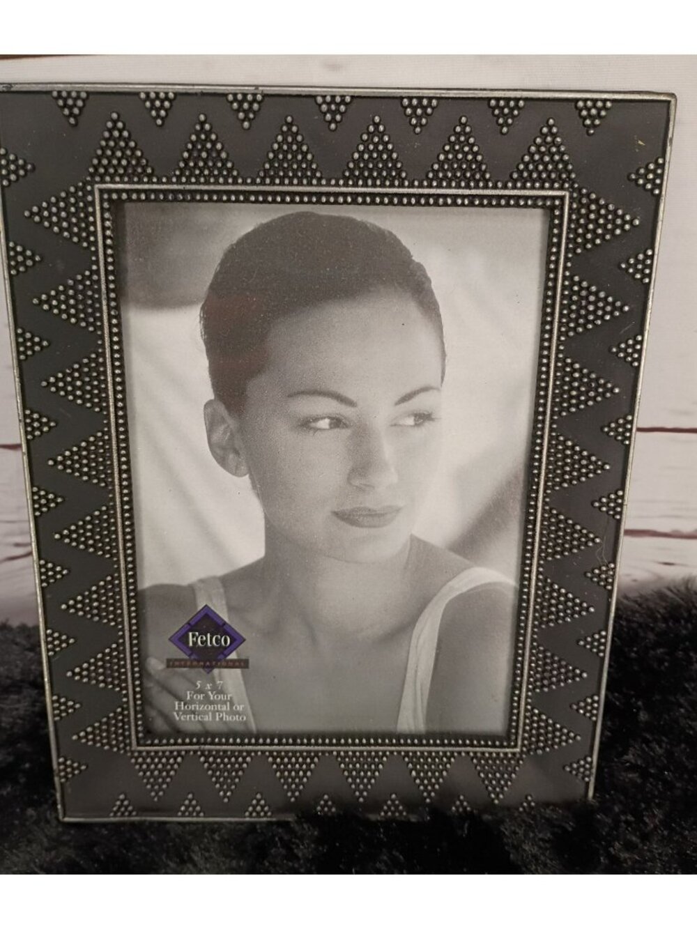 Fetco International Black & Silver 5x7 Photo Frame With Zigzag Beaded Pattern Ho